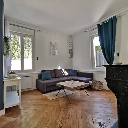 June - House In Honfleur, Terrace, Private Parking Feriehus